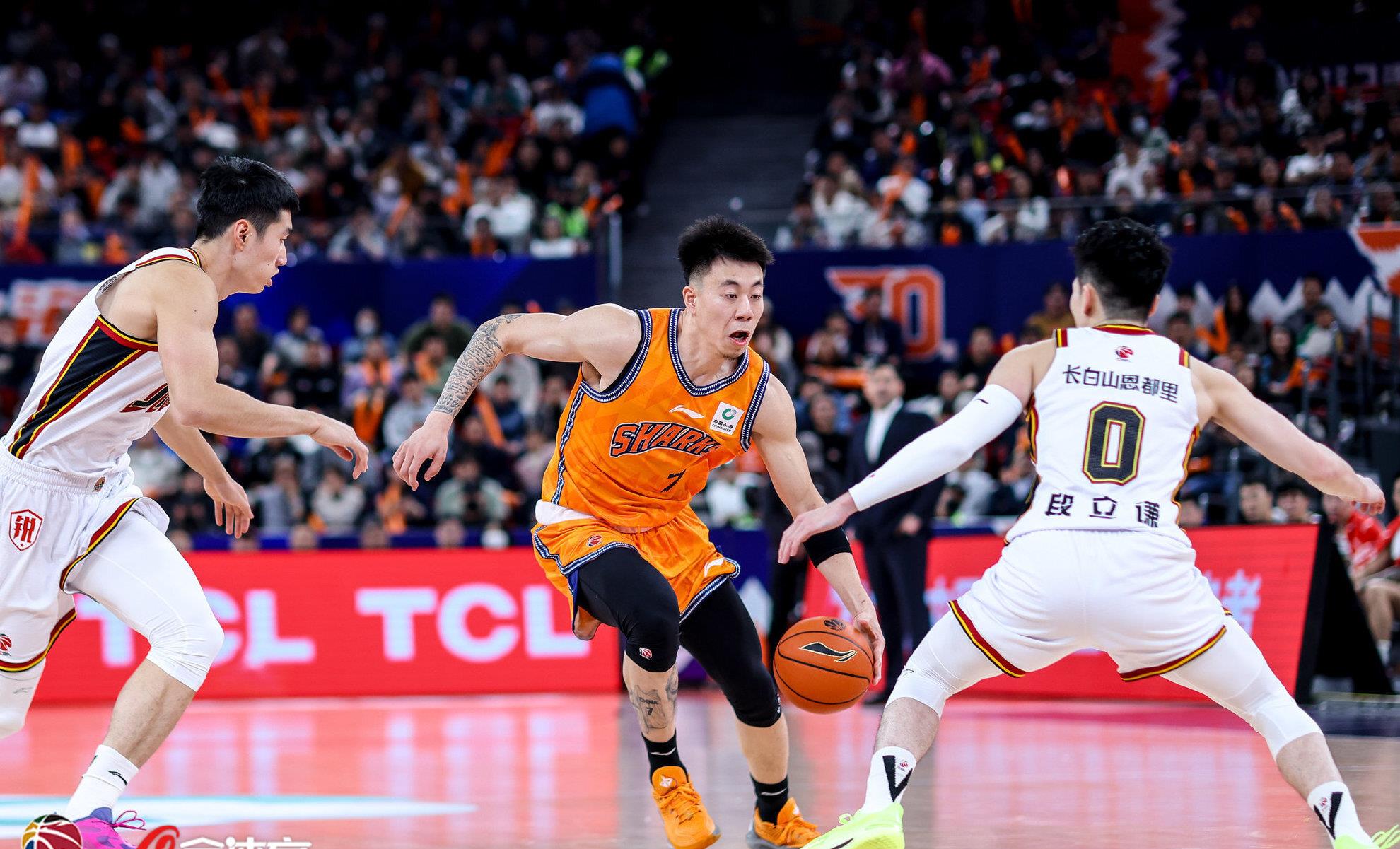 清晨CBA季后赛传出新动向；休斯敦火箭造点机会；管理层表态：压力陡增；身体对抗强度拉满的简单介绍-爱游戏官网网页版入口