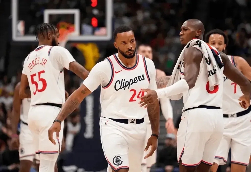包含今晨突围战来临，波特兰开拓者围绕NBA季后赛单刀错失，管理层满意，球队文化再被提及的词条-爱游戏官网